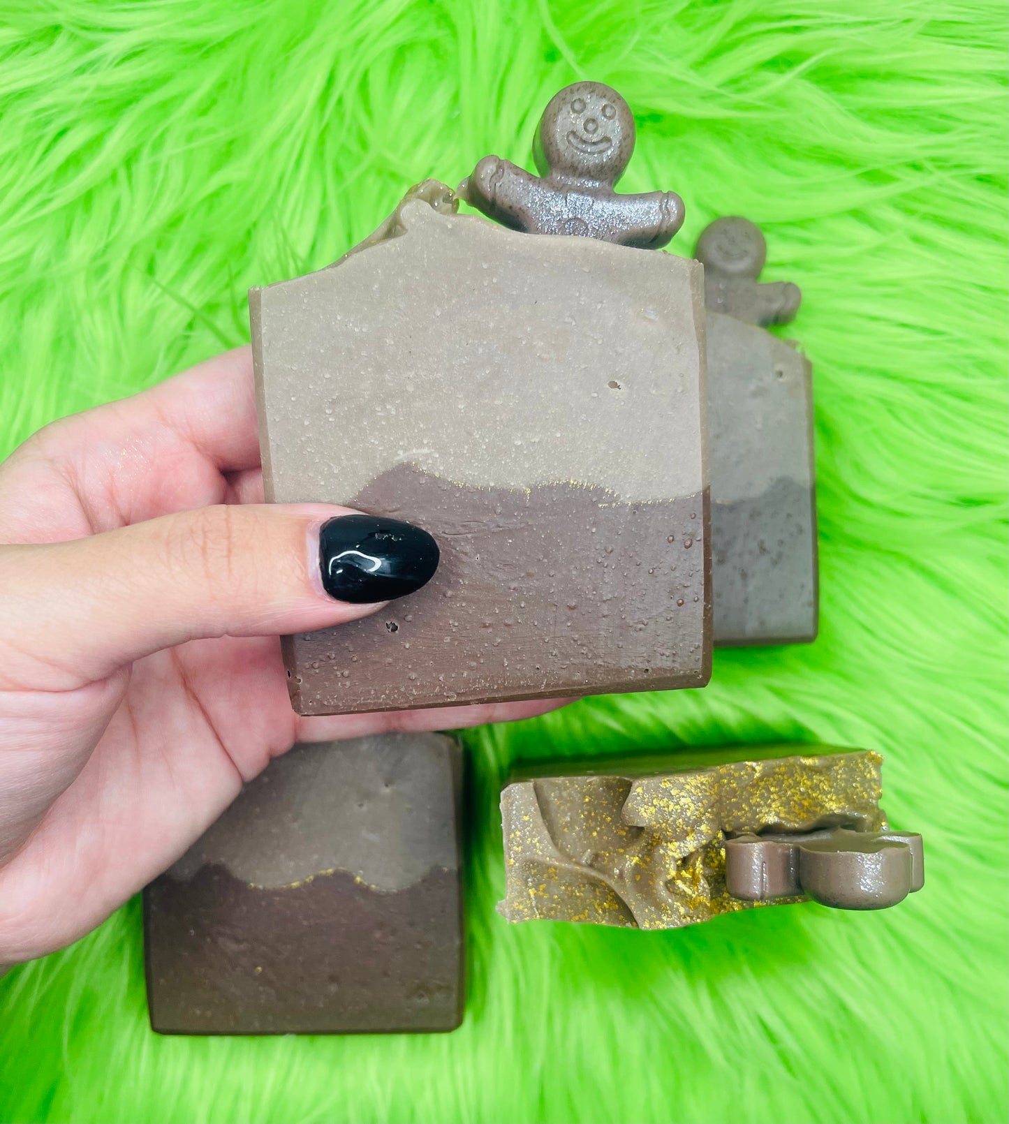 GINGERBREAD DREAMS 🍫