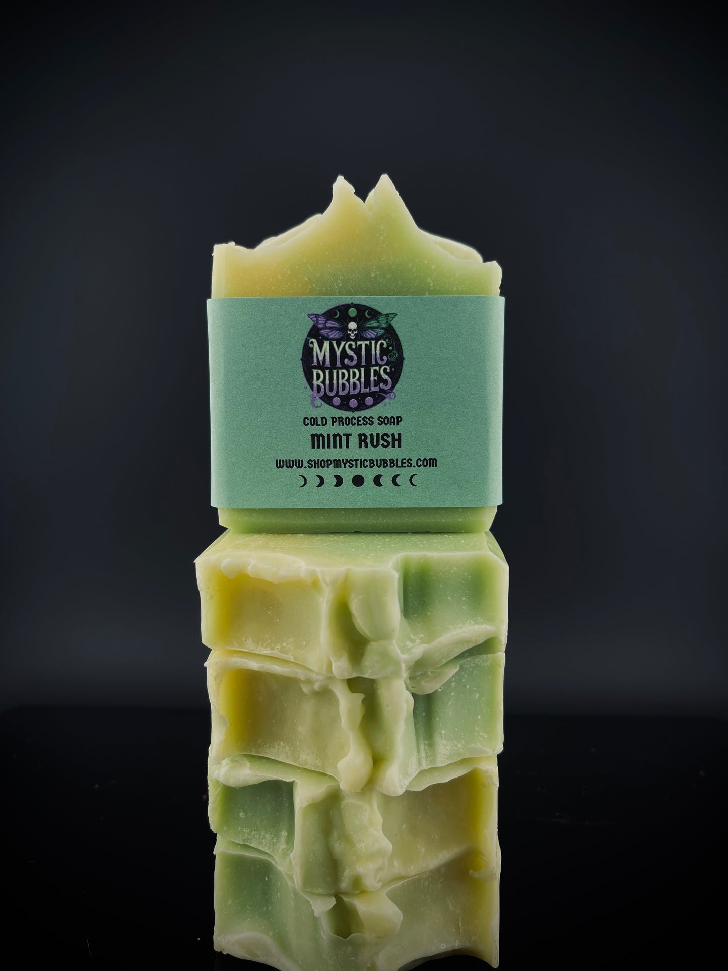 MINT RUSH- Menthol Crystals, Peppermint Essential Oil and Eucalyptus Essential Oil.