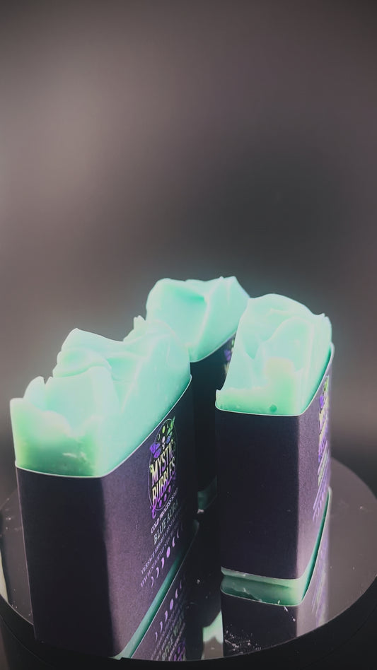 BLUE AURA- Versace Bright Crystal